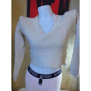 EUC Size Med Crop Knit Sweater from Mossimo Dutti